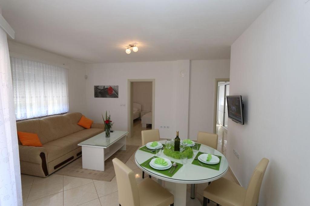 Guesthouse Medulin Bagian luar foto