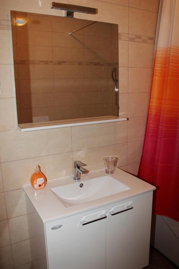Guesthouse Medulin Bagian luar foto