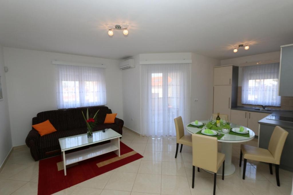 Guesthouse Medulin Bagian luar foto