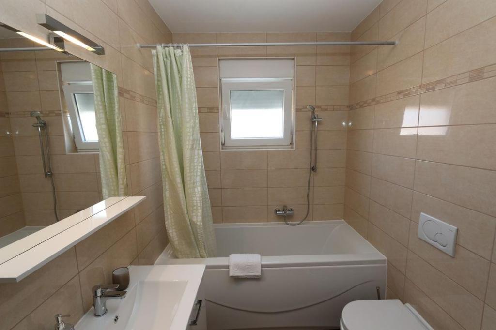 Guesthouse Medulin Bagian luar foto